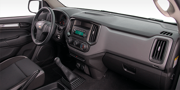 Interior da nova picape Chevrolet S10 Cabine Simples 2019 Interior nova caminhonete Chevrolet S10 Cabine Simples 2019
