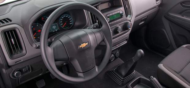 Direção elétrica progressiva da nova picape Chevrolet S10 Cabine Simples 2021