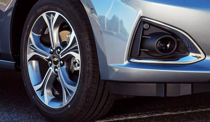 Novo Chevrolet Cruze 2022 carro sedan com Controle eletrônico de estabilidade e tração