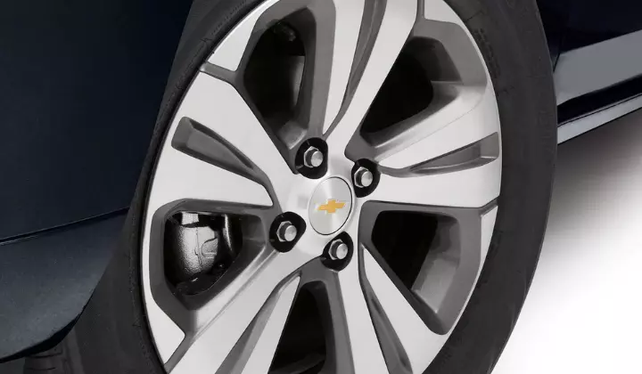Novo Chevrolet Spin 2022 carro de 7 lugares com rodas de alumínio 16'
