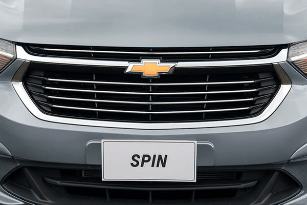 Chevrolet Spin Diseño exterior luces delanteras