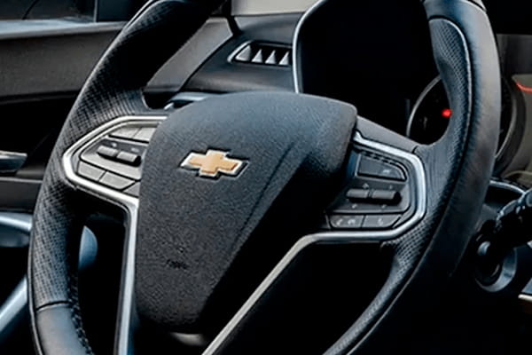 Tecnología Chevrolet Captiva - Control de Audio y Crucero en el volante Tecnología Chevrolet Captiva - Control de Audio y Crucero en el volante