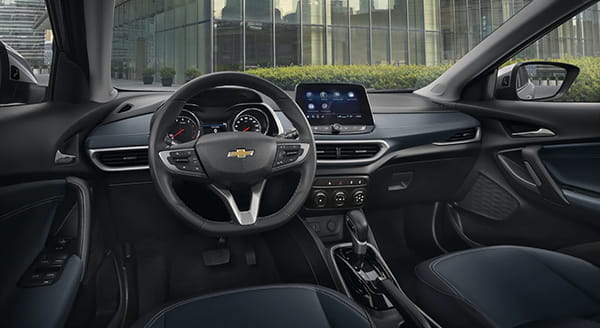 Chevrolet Tracker Diseño interior panel